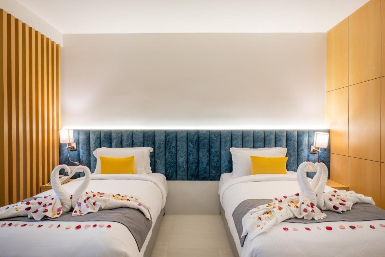 Clubway Grand A Boutique Hotel Jorhāt Esterno foto